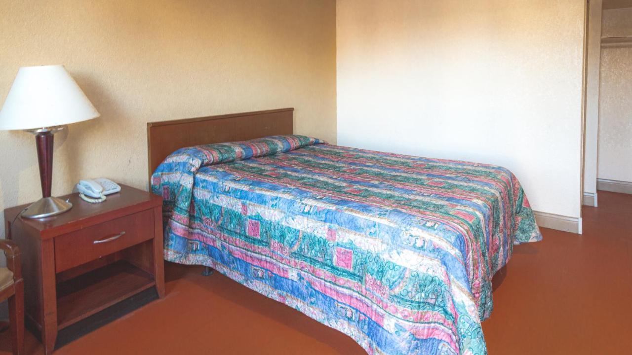Red Horse Motel Dayton Moraine Экстерьер фото